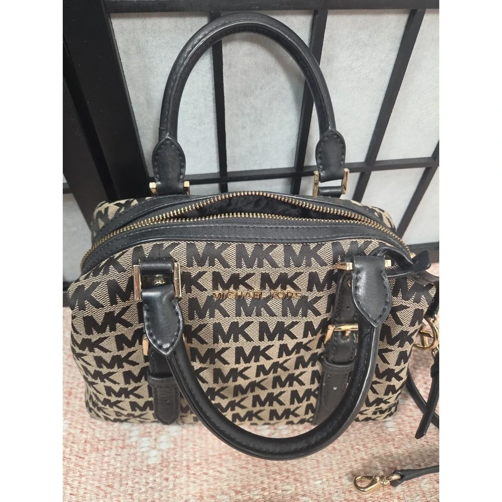 Michael‎ Kors Monogram  Satchel Crossbody And Wallet